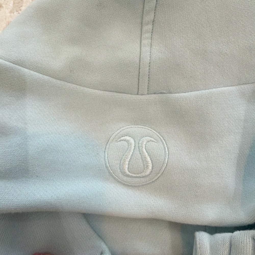 lululemon athletica powder blue scuba - Picture 7 of 9